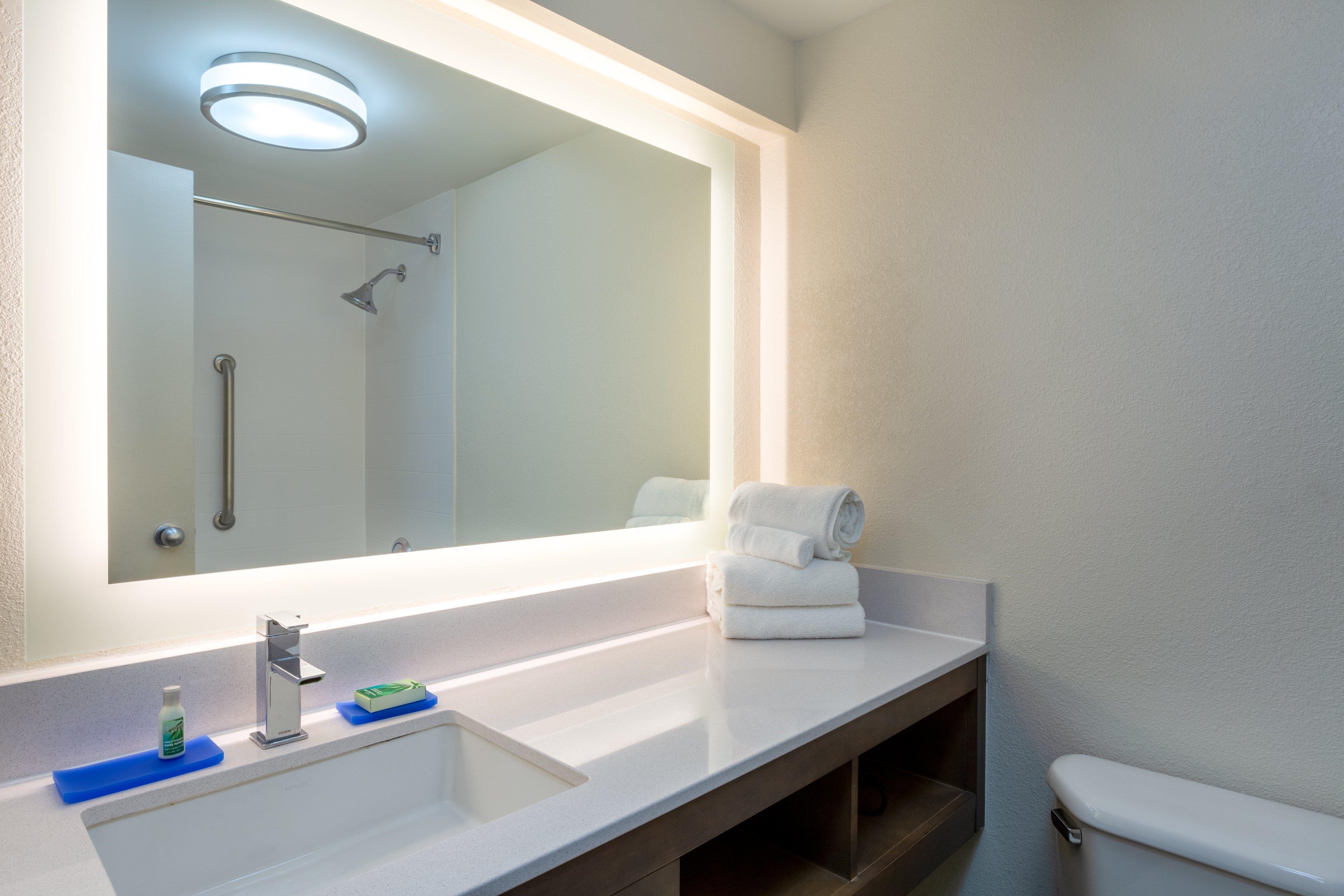 Holiday Inn Express Hotel & Suites Philadelphia - King Of Prussia By Ihg Exterior foto