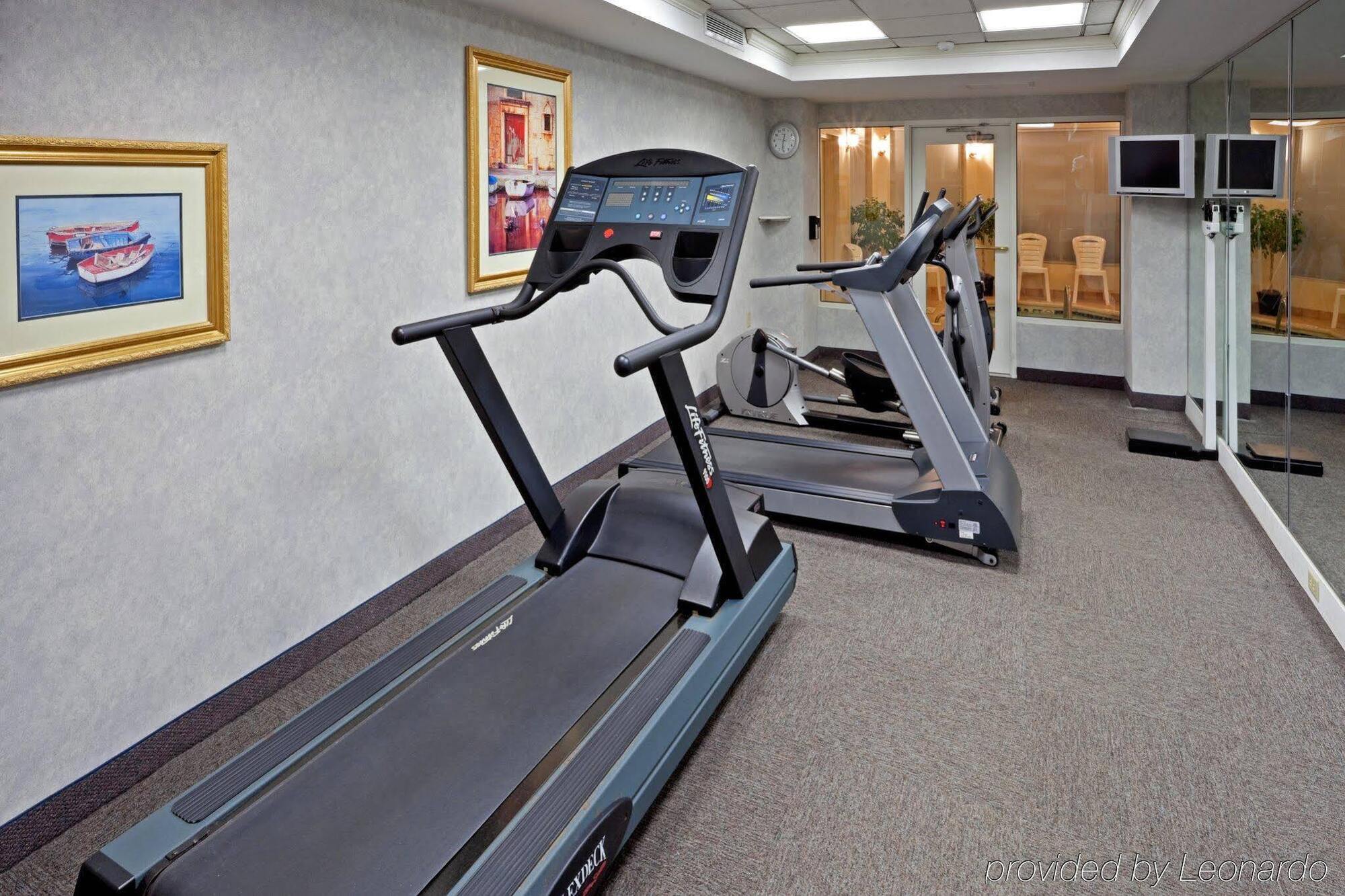 Holiday Inn Express Hotel & Suites Philadelphia - King Of Prussia By Ihg Exterior foto